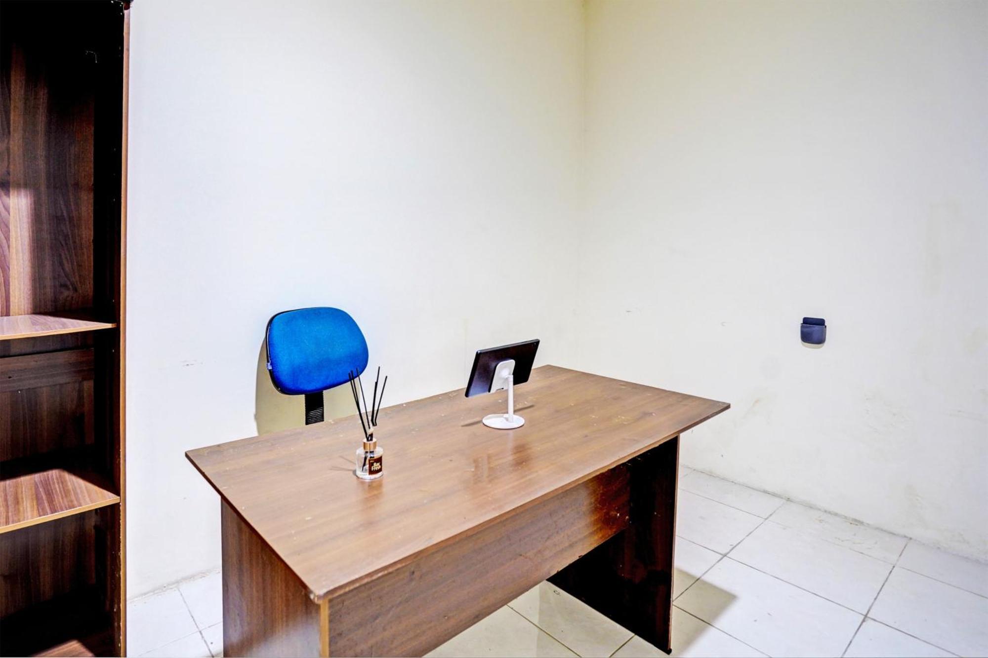 Oyo 93112 Garden Homestay 3 Merlion Surabaya Exterior foto