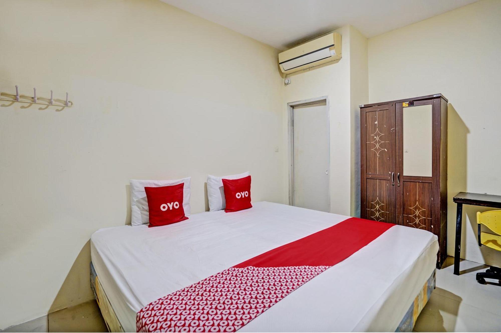 Oyo 93112 Garden Homestay 3 Merlion Surabaya Exterior foto